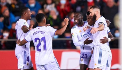  意甲金靴争夺白热化四大射手差距缩小  