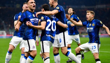  AC米兰德比战平国际米兰保持争冠悬念  