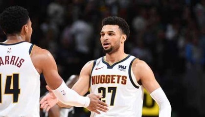  穆雷末节21分马刺逆转火箭  