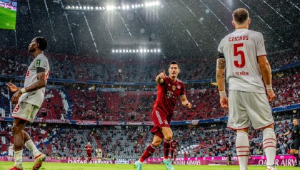  莱万多夫斯基重返安联球场受追捧  